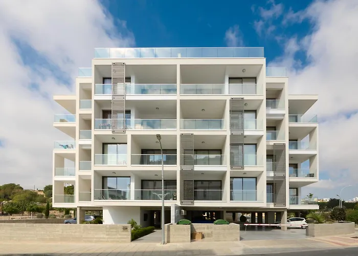 Rooftop With Jacuzzi Διαμέρισμα Πάφος